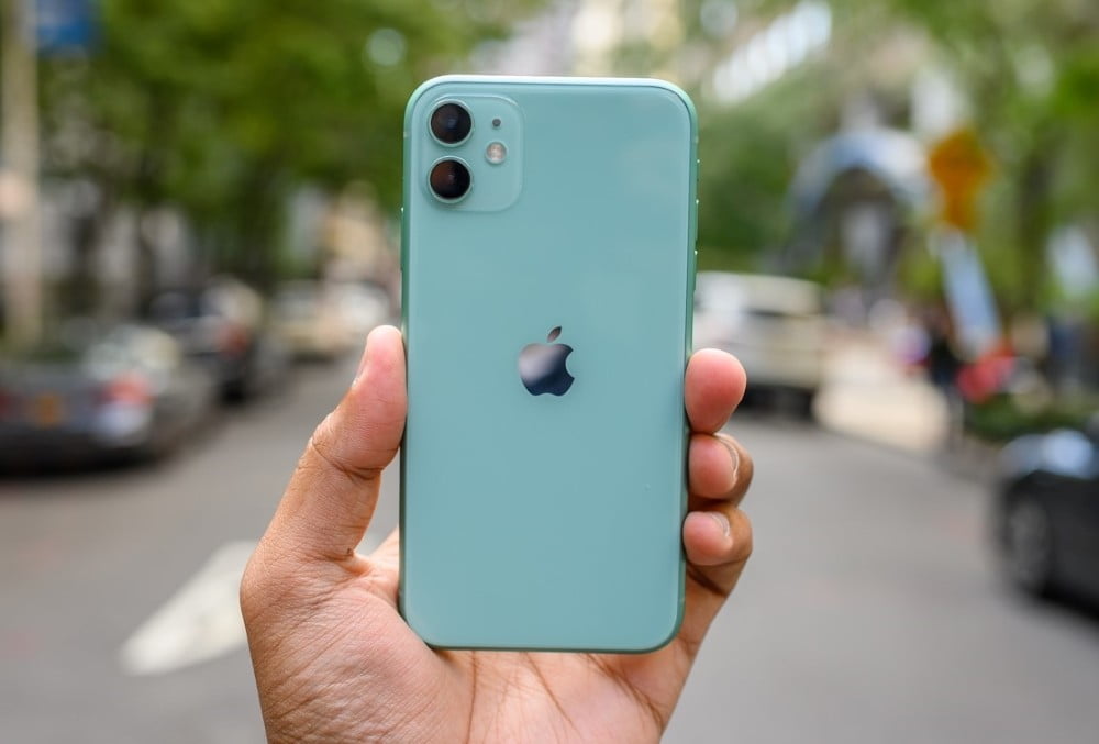 Iphone 11 Front Camera Review And Its Pros And Cons